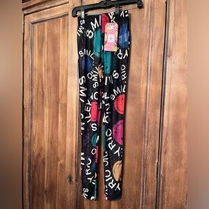 Farm Rio NEW! sheer legging with Smiley face print. Size small.